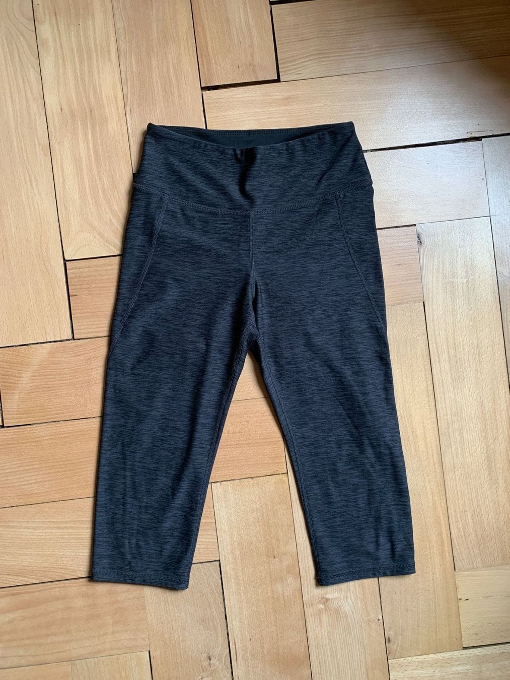 H&M Leggings: Sport Leggings schwarz-grau - S – Usato da Zürich venduto da Diazaio