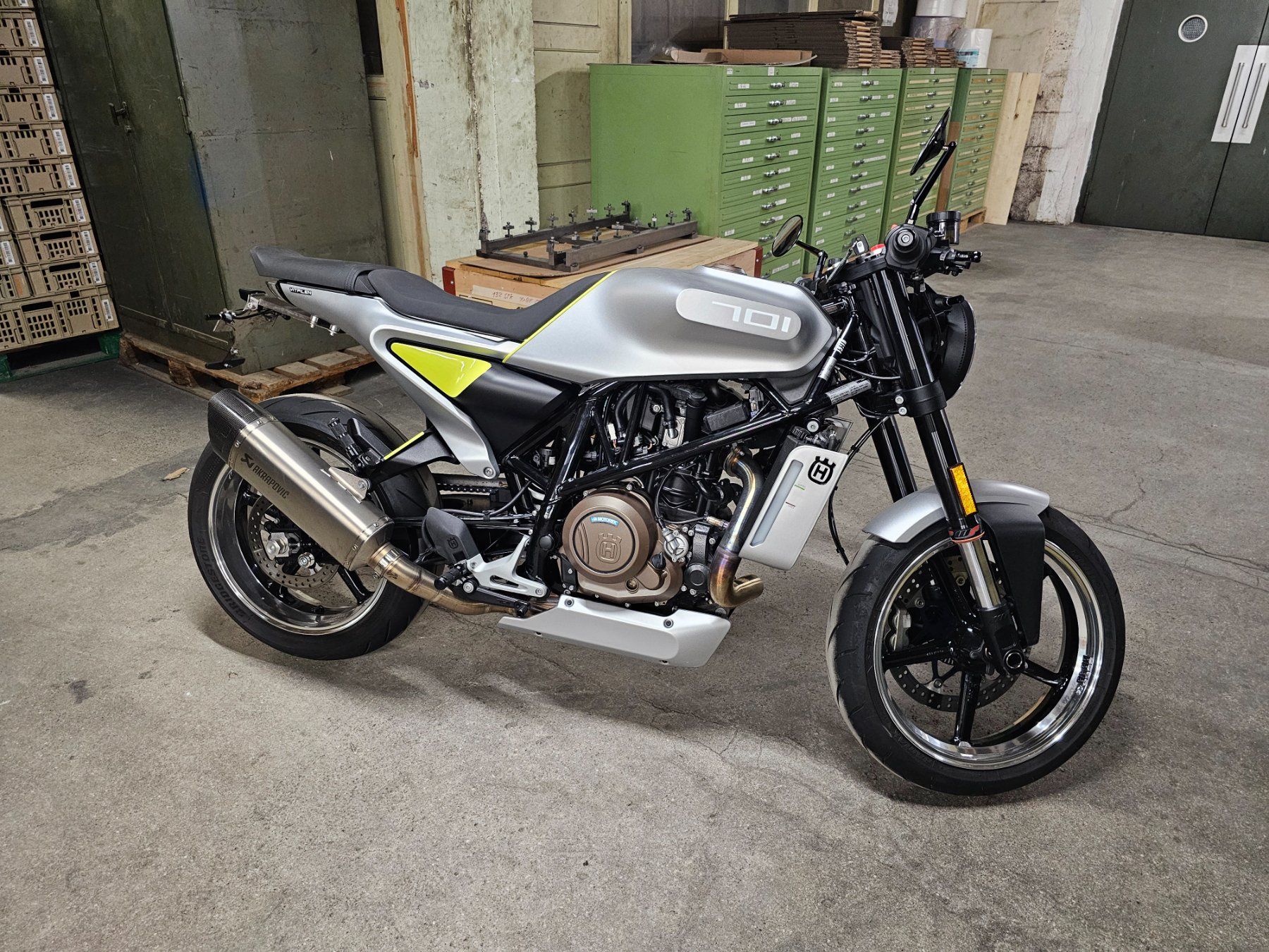Husqvarna Strada: Husqvarna Vitpilen 701 Unikat – Usato da Salvenach venduto da Hayadriver 1