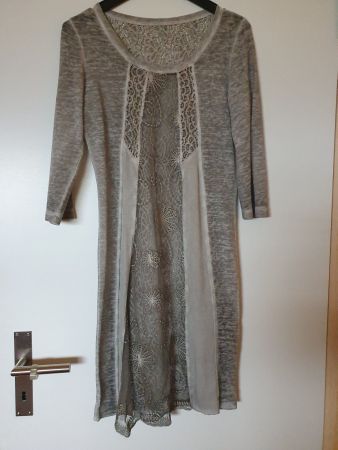 Damenkleid
