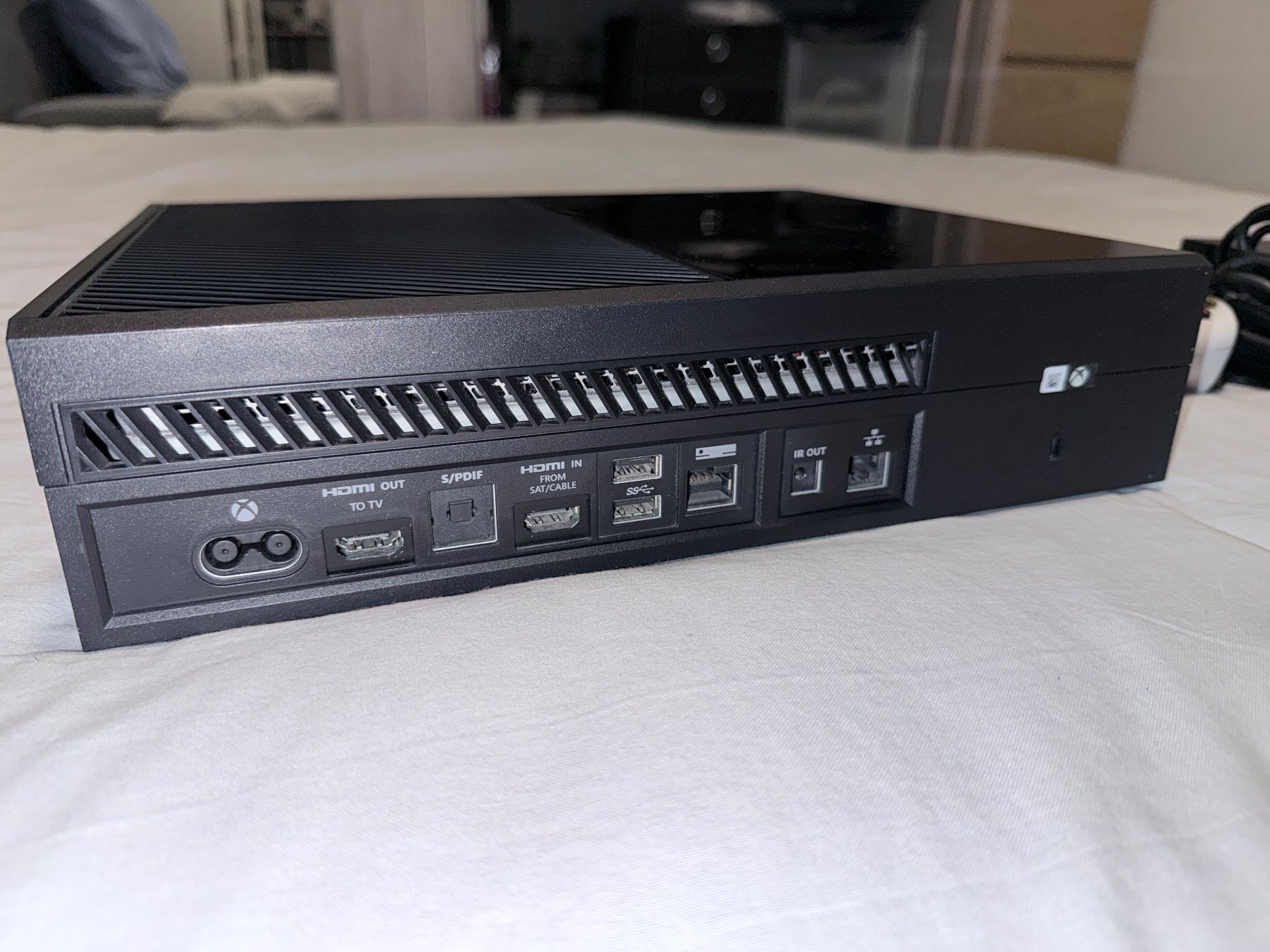 Microsoft Console: XBOX ONE Konsole 500GB + Controller + 3x Games + 500GB HDD! – Usato da Dintikon venduto da Onomichio-Kun 2