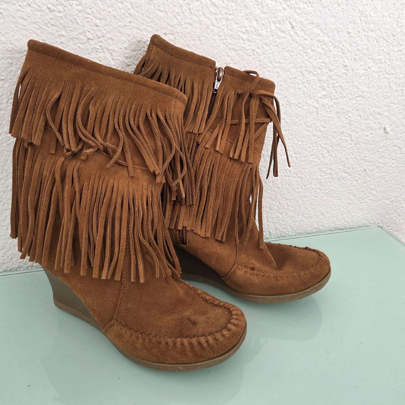 Damenschuhe: Magnifiques bottines à franges en daim - Taille 38 – Neu (gemäss Beschreibung) aus Monthey von Bubuline 1
