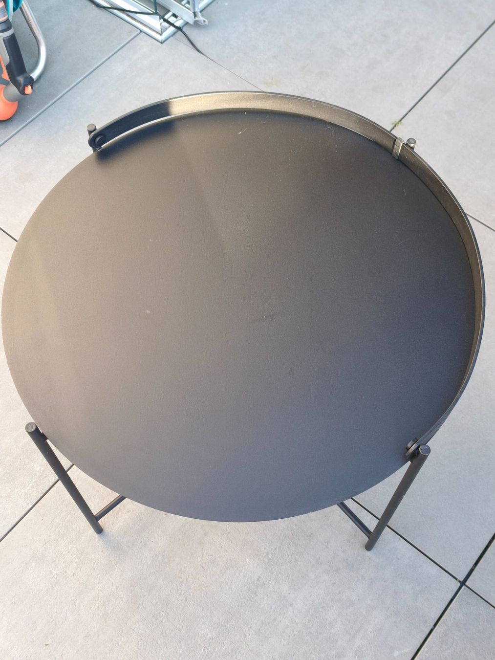 Houe Tavoli: HOUE "Edge Table" Design Beistelltisch – Nuovo (secondo la descrizione) da Niederrohrdorf venduto da yan_zkz6 1