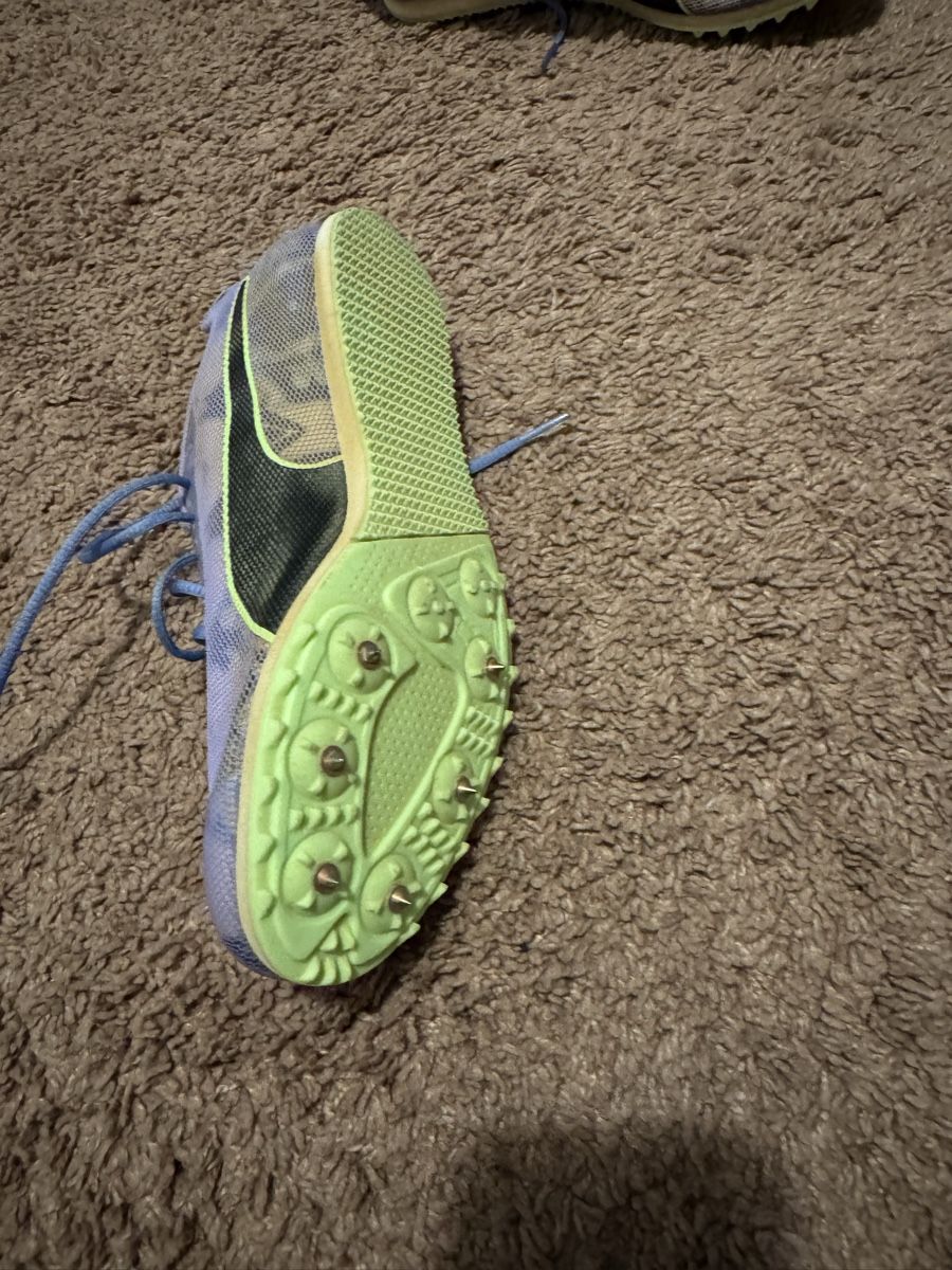 Puma Scarpe da donna: Puma Leichtathletik-Schuh Gr. 39 – Usato da Baar venduto da Kalamadro83 2