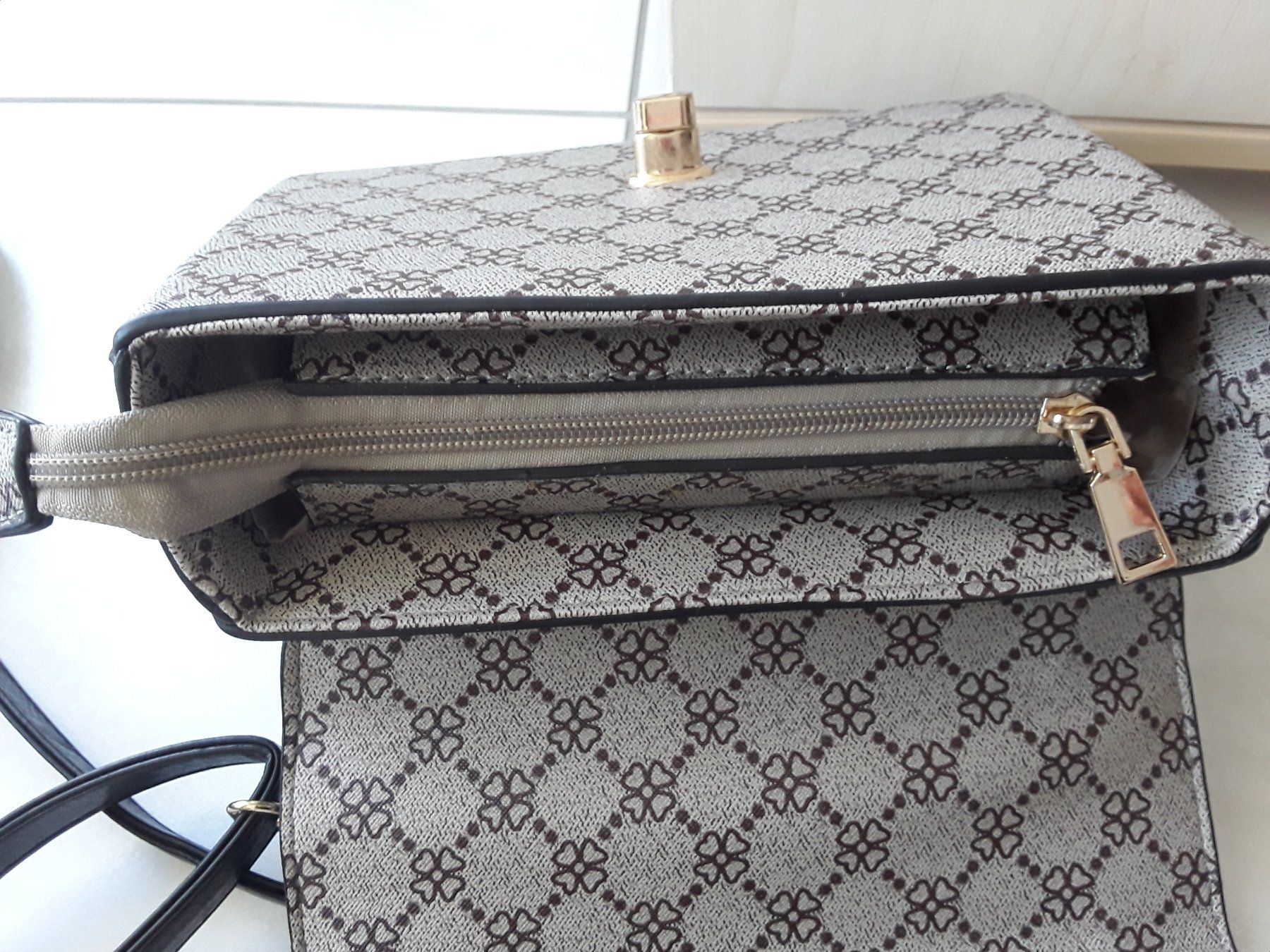 Taschen für Damen: Neuw.Handtasche – Gebraucht aus Heimberg von Samprof 6