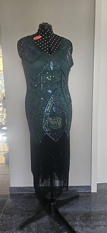 Costumes: Kleid mit Perlen und Fransen Grösse M/L neu – Neuf (Voir description) à Wohlen AG par BozanaT