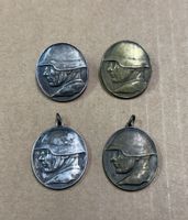 4 Abzeichen Schweizer Nationalspende 1918 Soldat 