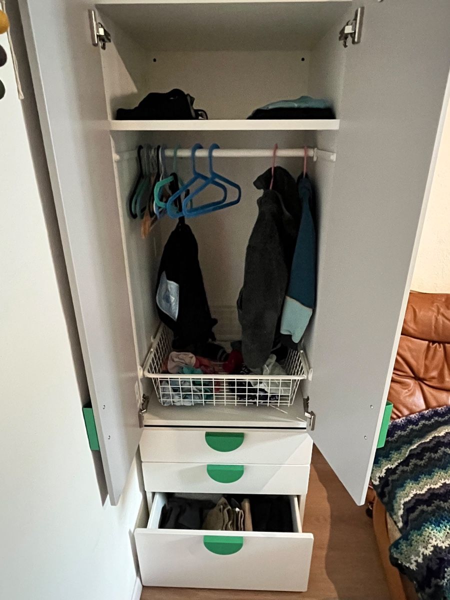 Ikea Armadi: Children’s Wardrobe - IKEA Smastad – Usato da Küsnacht ZH venduto da sof_8kps 1