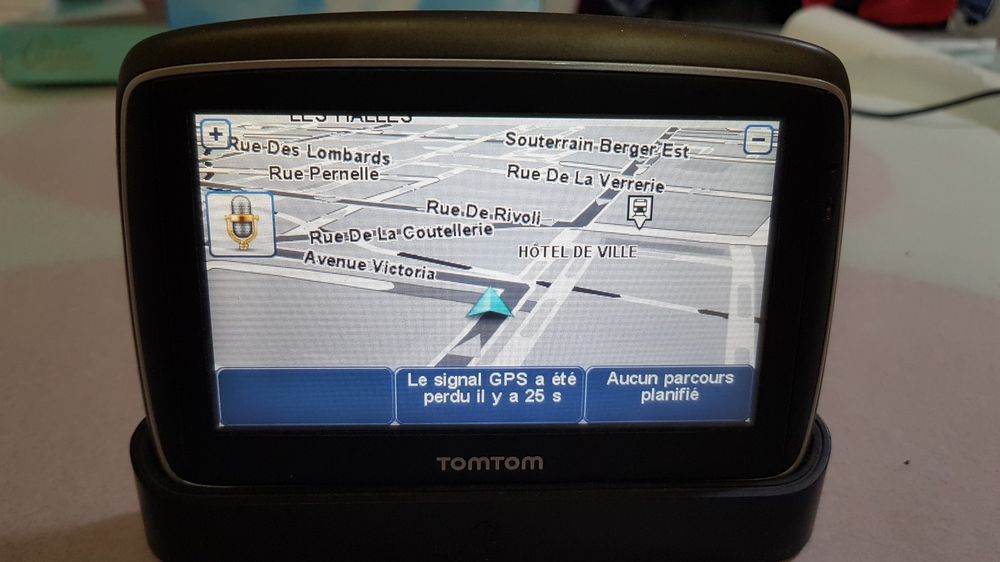 GPS Tomtom GO 740 (d) (D'occasion) à Marin-Epagnier pour CHF 9 – avec ...