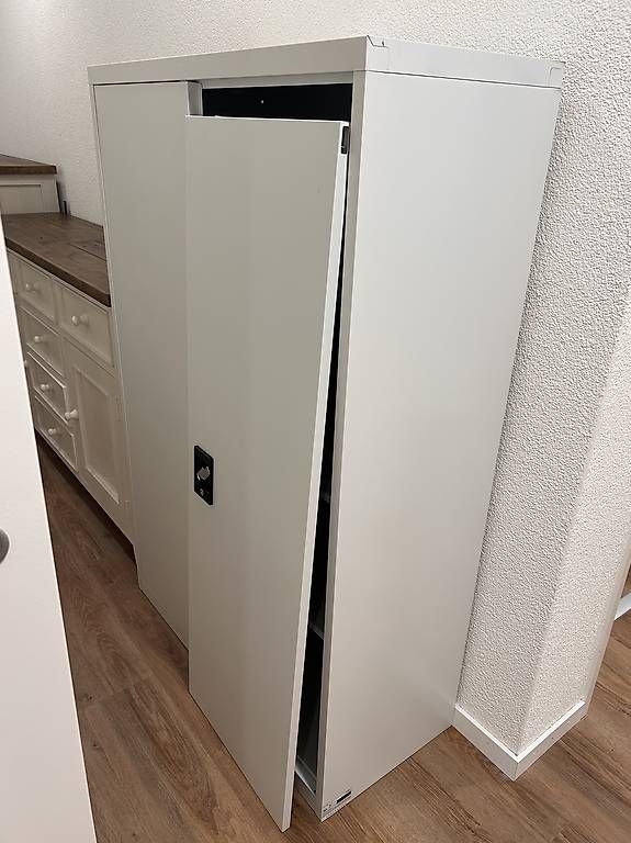 Schränke: Aktenschrank – Gebraucht aus Meggen von Triathlon123 2