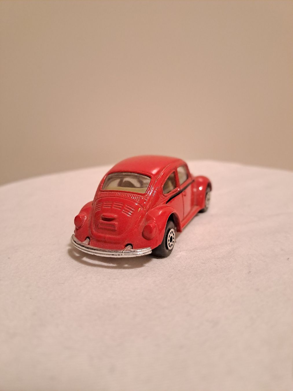 Volkswagen Modellini d'auto: Vintage 1300 VW Käfer Modellauto – Usato da Wädenswil venduto da FrieBro 1