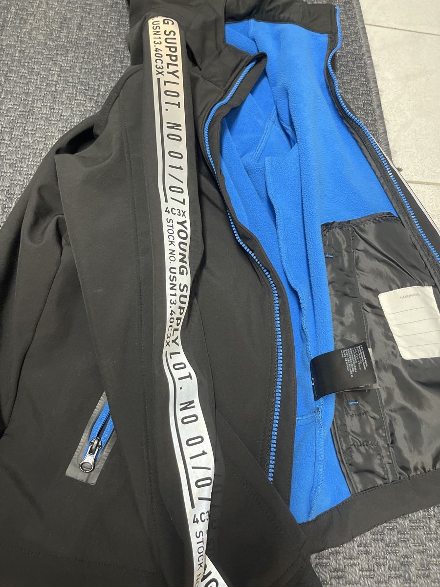 Giacche & Cappotti: H&M Softshell jacke gr 164 schwarz/blau – Usato da Bad Zurzach venduto da Cuore34 3