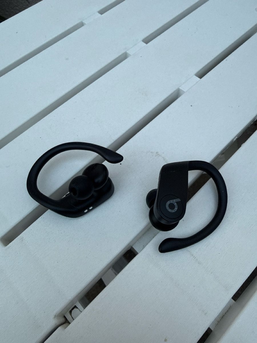 Beats Casques audio: Écouteurs Powerbeats pro – D'occasion à Vésenaz par Epsilonbleu 2