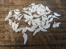 lego 87747 lot de 60 pièces White Barb / Claw / Horn /