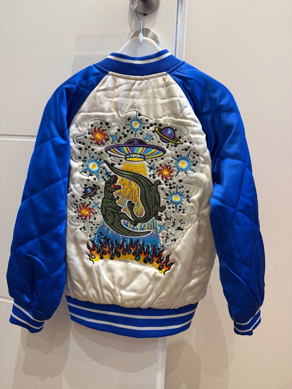 Molo Jacken & Mäntel: Übergangsjacke Molo Gr 122 – Neu (gemäss Beschreibung) aus Horgen von Auction-Kings 1