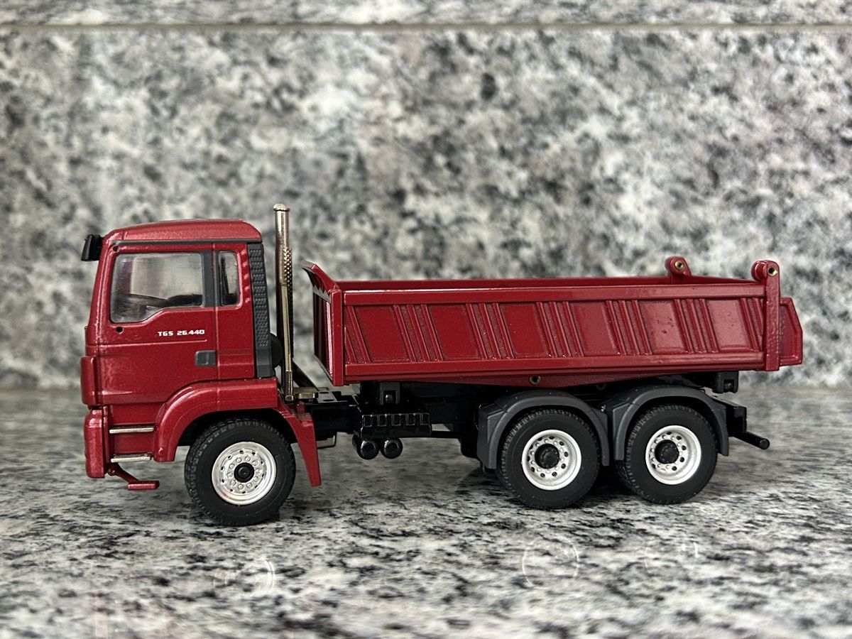 Conrad Kits de montage: MAN Kipper, 1:50 , Conrad – D'occasion à Horw par Tigercat635 2