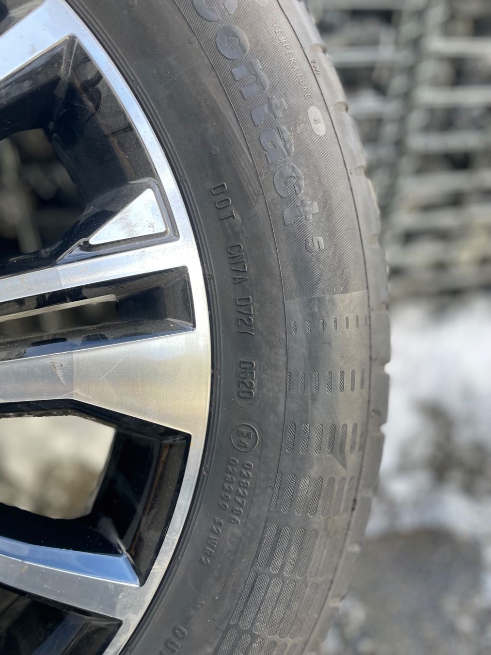 Volkswagen Pneumatici & Ruote complete: 1x VW Rad 17 Zoll – Usato da Einsiedeln venduto da VH_ 2