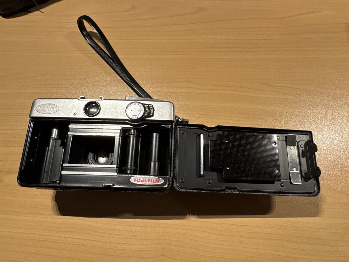 Fujica Fotocamera: Vintage Kamera Fujica compact 35, ca. 1967 – Usato da Neuhausen venduto da kgid3329 3