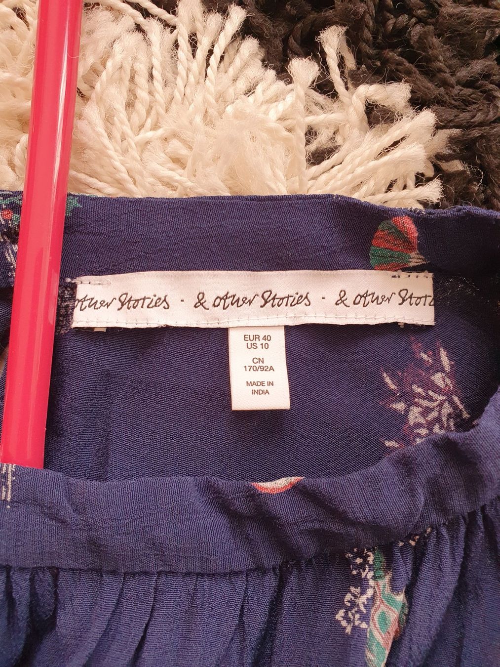 Vestiti: Kleid/robe & other Stories – Usato da La Chaux-de-Fonds venduto da MyriamDo 2