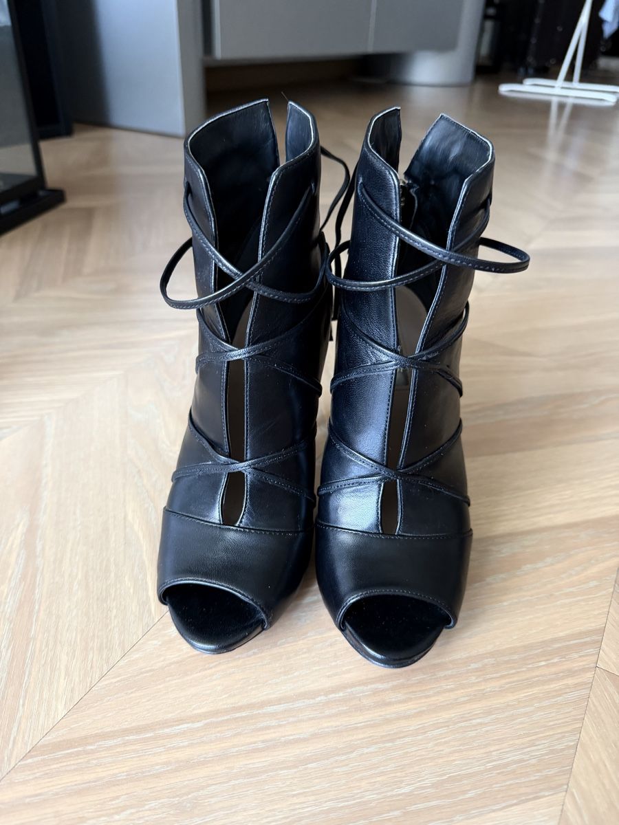 Guess Damenschuhe: Guess Leder Stiefeletten schwarz Groesse 37 – Gebraucht aus Luzern von avi_5cpl 6