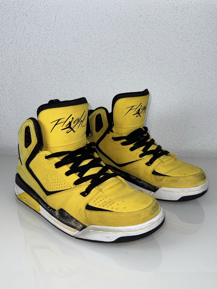 Jordan Scarpe da uomo: Jordan Flight High Gelb/Schwarz – Usato da Glattpark(Opfikon) venduto da modewelt