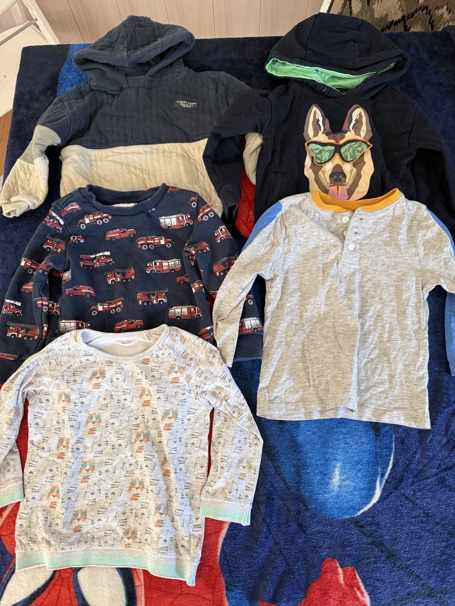 Lotti & Set di vestiti: Kleiderpaket Jungen Grösse 98 – Usato da Hettiswil venduto da jes_ss98