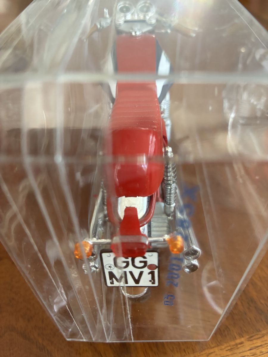 Kit di modellismo & Modellini statici: MV Augusta 750 Modellmotorrad  – Usato da Uetikon am SEE venduto da 110tiger 2
