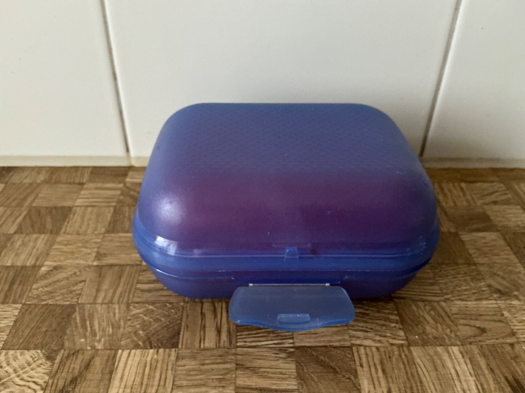 Tupperware Recipients et similaires: Tupperware. 3 Znüniböxli – D'occasion à Birmensdorf ZH par Hilhan 4