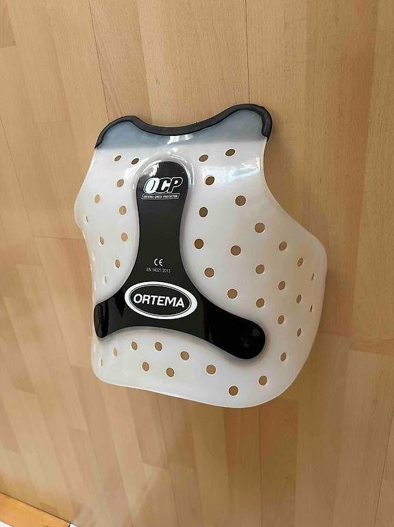 Ortema Protezioni & Imbottiture: ORTEMA Brustprotektor (Männer) – Usato da Zürich venduto da joggy_zh