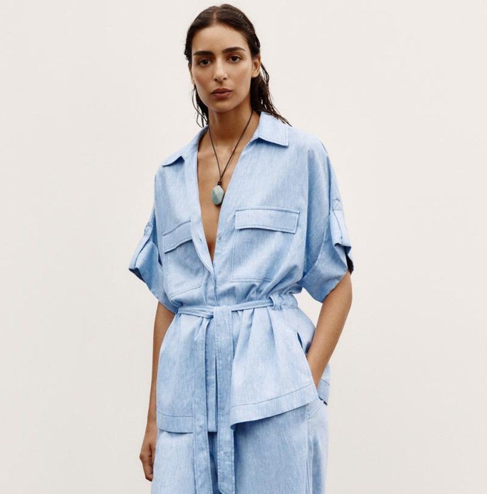 Zara Camicette: ZARA Safari Leinenbluse Hemd Hemdbluse hellblau 40  NEU – Nuovo e nell'imballaggio originale da Rotkreuz venduto da beltraum 2
