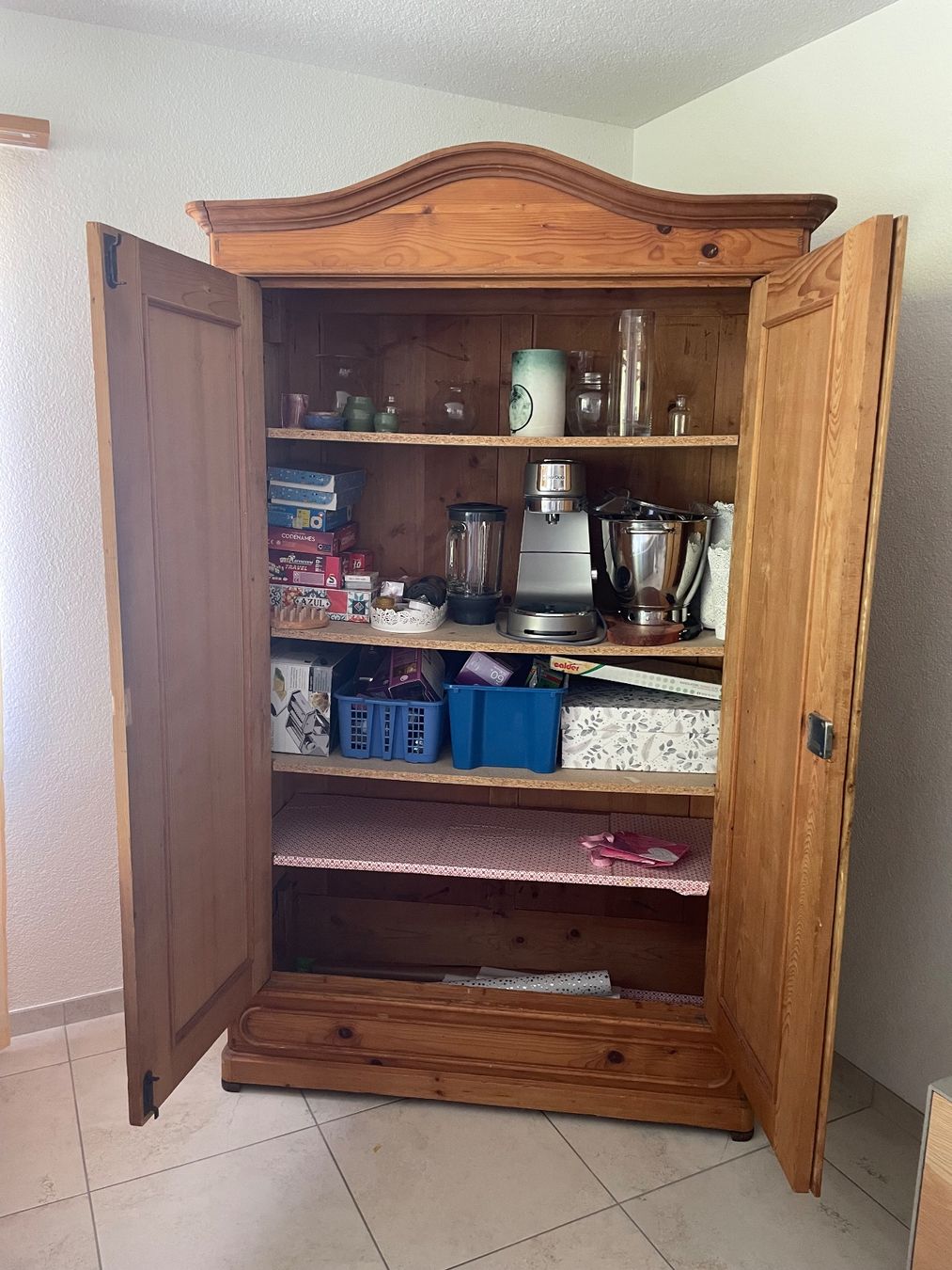 Armoires: Schrank – D'occasion à Bubikon par wun_2hkf 2