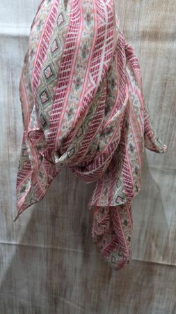 🎉 Schal / Halstuch mit Ethno-Muster 🧣