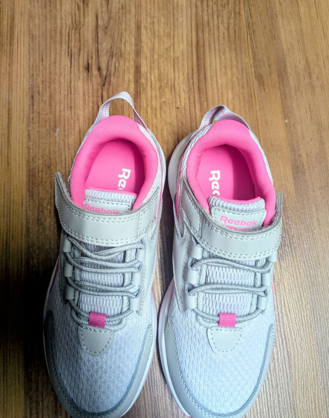 Reebok Scarpe per ragazzi: Reebok Turnschuhe/ Sneakers Gr. 28, Neu – Nuovo e nell'imballaggio originale da Uster venduto da Jomil