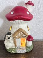 Deko-Lampe Fliegenpilz Haus mit Igel