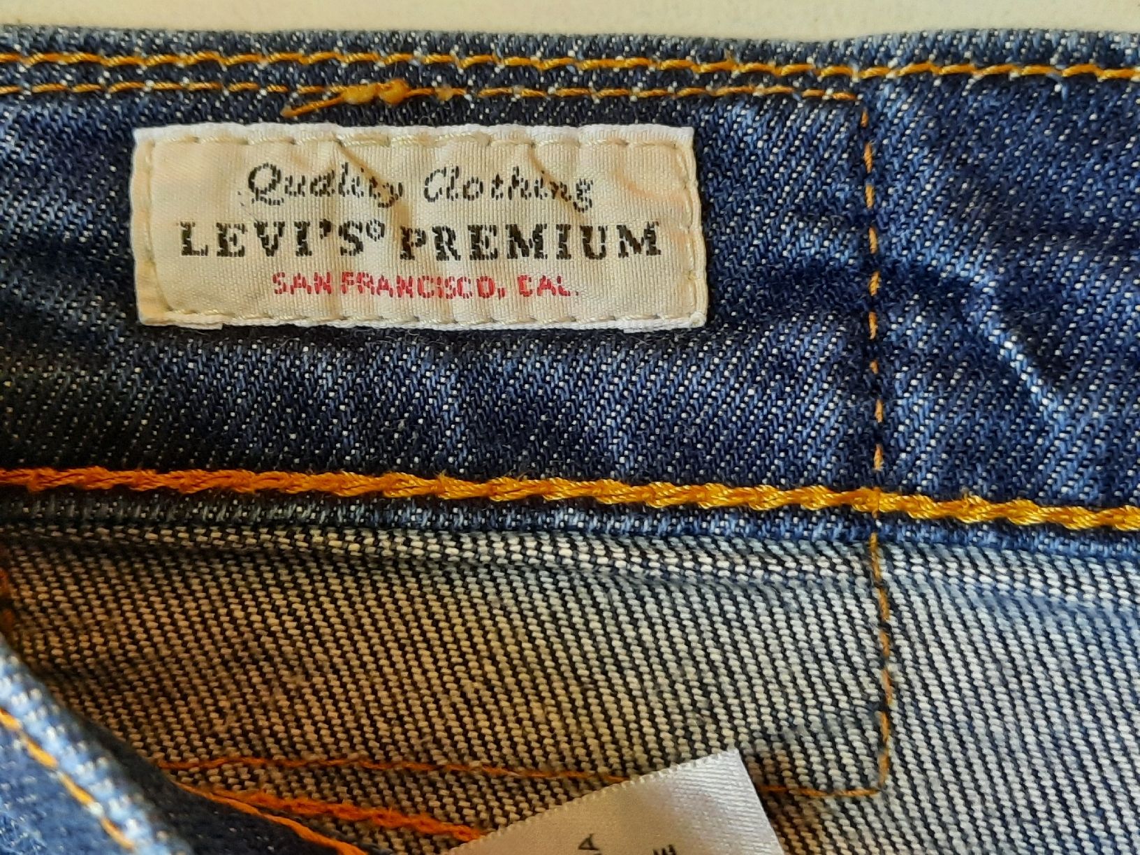 Levi's Jeans: LEVI'S 512.  W 31  L 34 – Usato da Le Locle venduto da marylise01 1