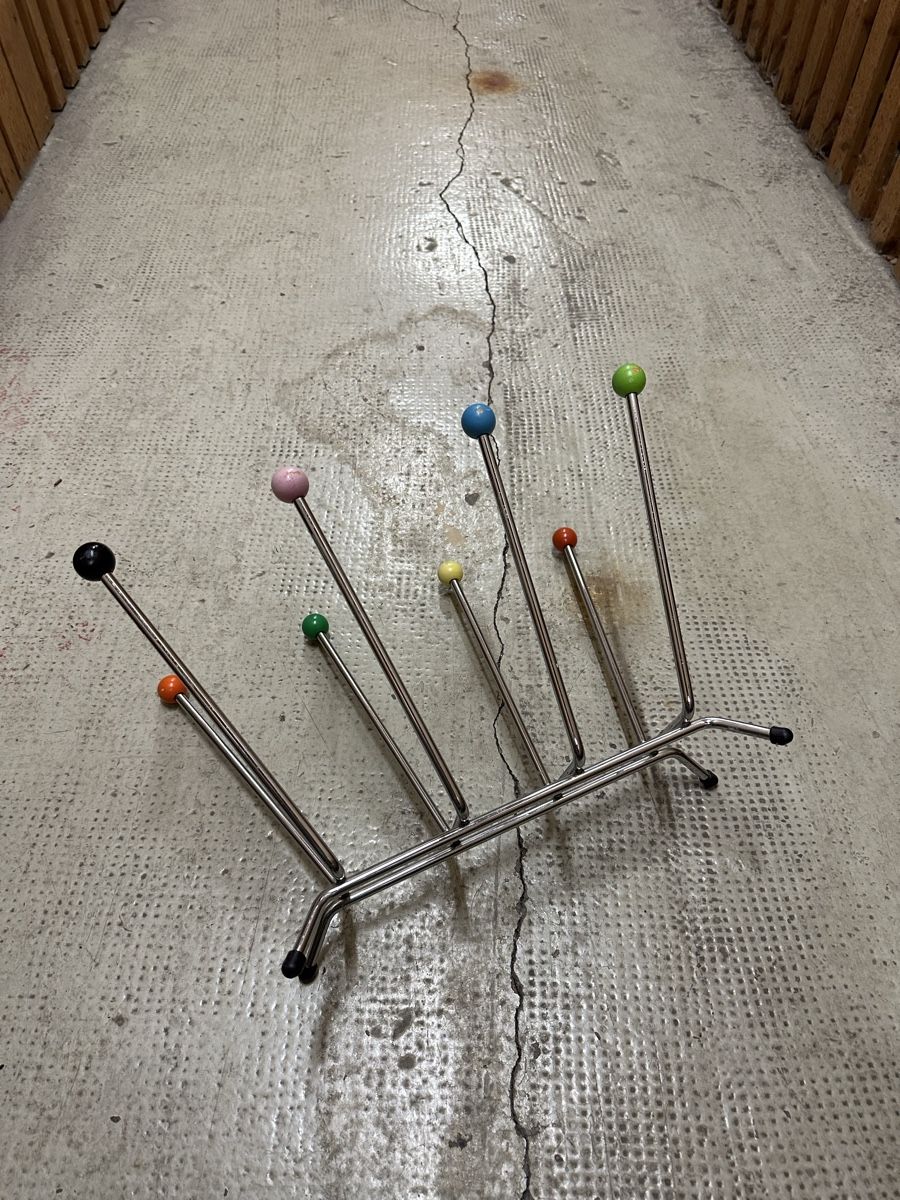 Altro per la casa: Zeitungsständer Sputnik Eames Design bunt 70er – Usato da Basel venduto da luc_j2xz 2