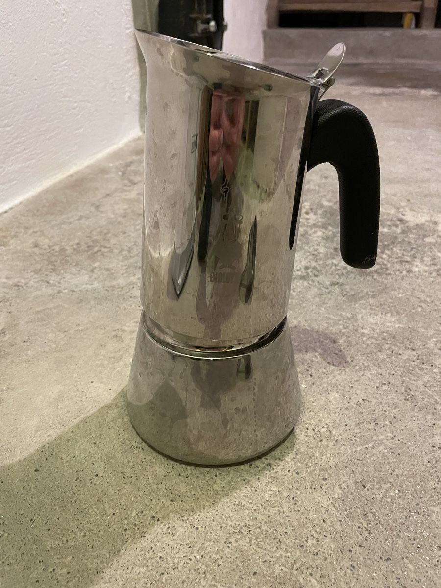 Bialetti Macchine per caffè & Macchine per espresso: Bialetti 6 Tassen – Usato da Winterthur venduto da Fabelhaft123