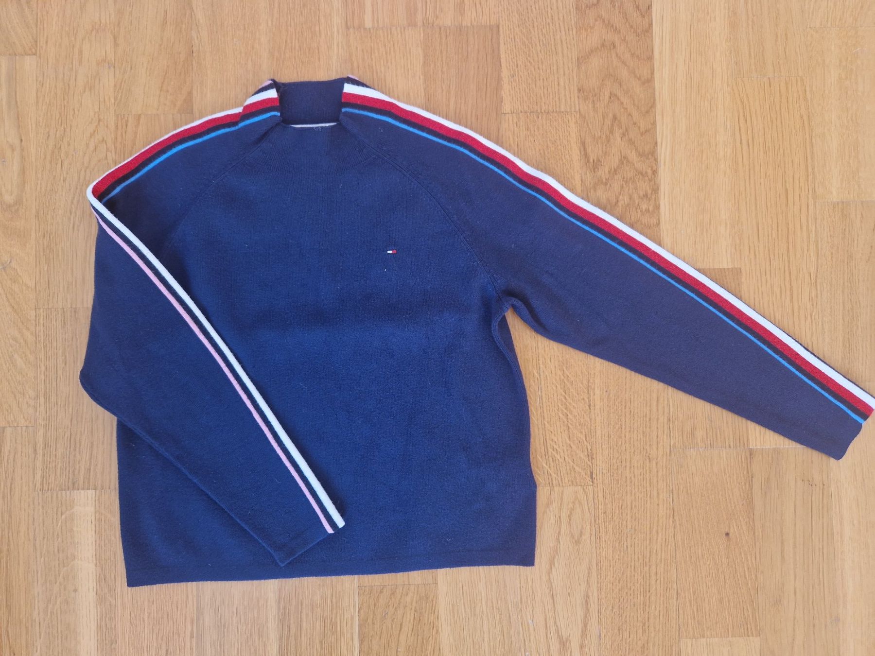 Tommy Hilfiger Maglioni & Felpe: Pullover Pulli Tommy Hilfiger Gr. 128 – Usato da Buchs Sg venduto da Valedi