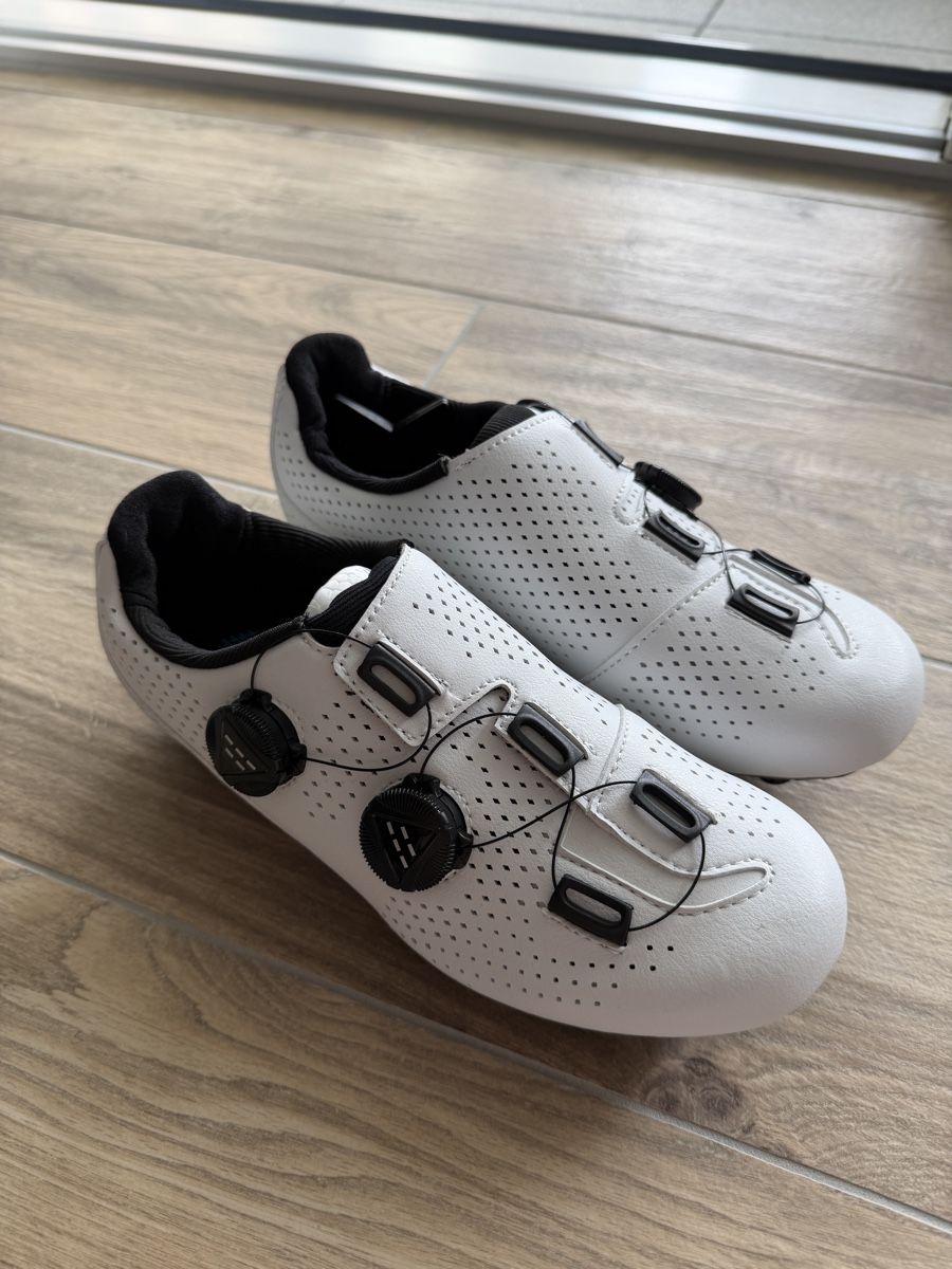 Scarpe da uomo: Klickschuhe Unisex Risora Grösse 39 – Nuovo (secondo la descrizione) da Reinach BL venduto da rin_ry68 1