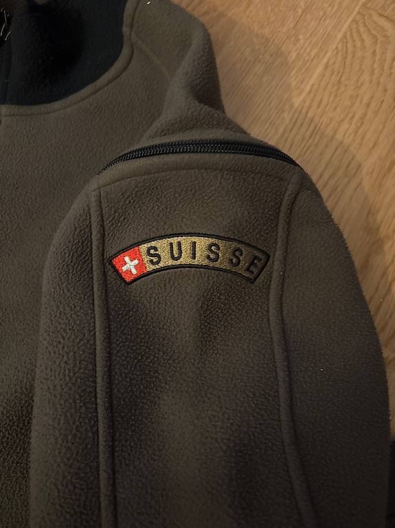 Giacche: Schweizer Armee Fleecejacke Suisse – Usato da Bern venduto da gab_ncg6 2