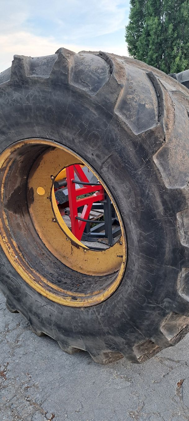 Pneus & Roues: Kompletträder 710/70R38 – Défectueux à Biezwil par jd4230 3