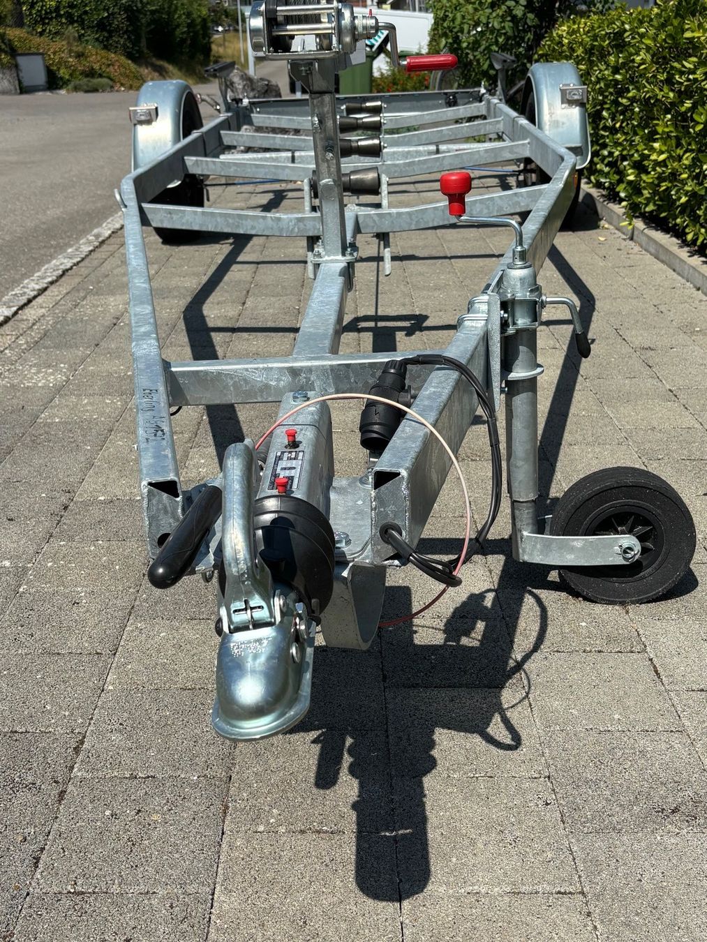 Karel Barche: Elektromotorboot Karel 480 Open mit Strassentrailer – Usato da Beinwil am See venduto da Prego062 7