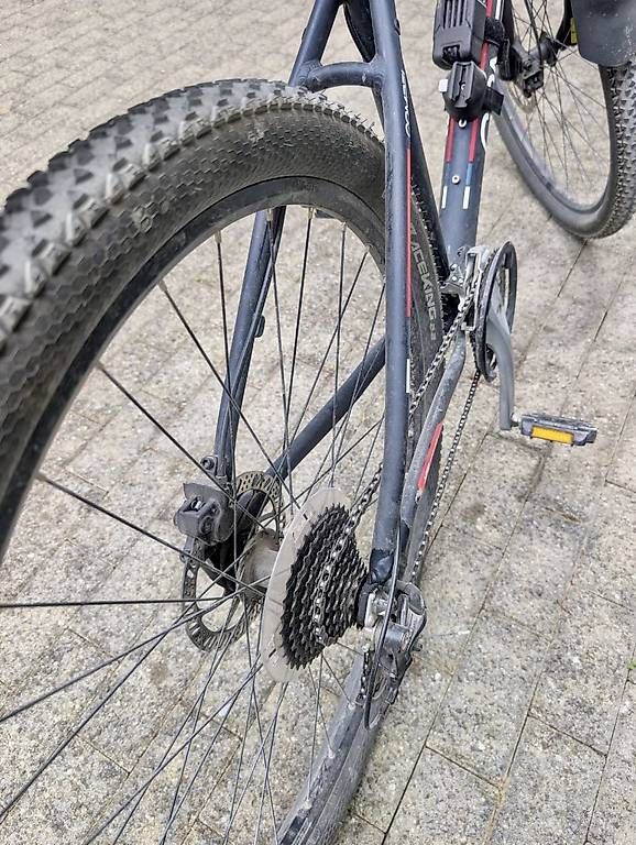 Velos: Mountainbike 29" rot-schwarz Compel – Gebraucht aus Hünenberg See von Sandra.12 2