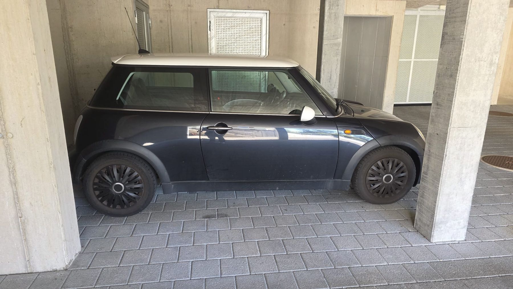 Mini Autos: !!! EXPORT !!! Mini Cooper – Defekt aus Wald ZH von ada_6ycm