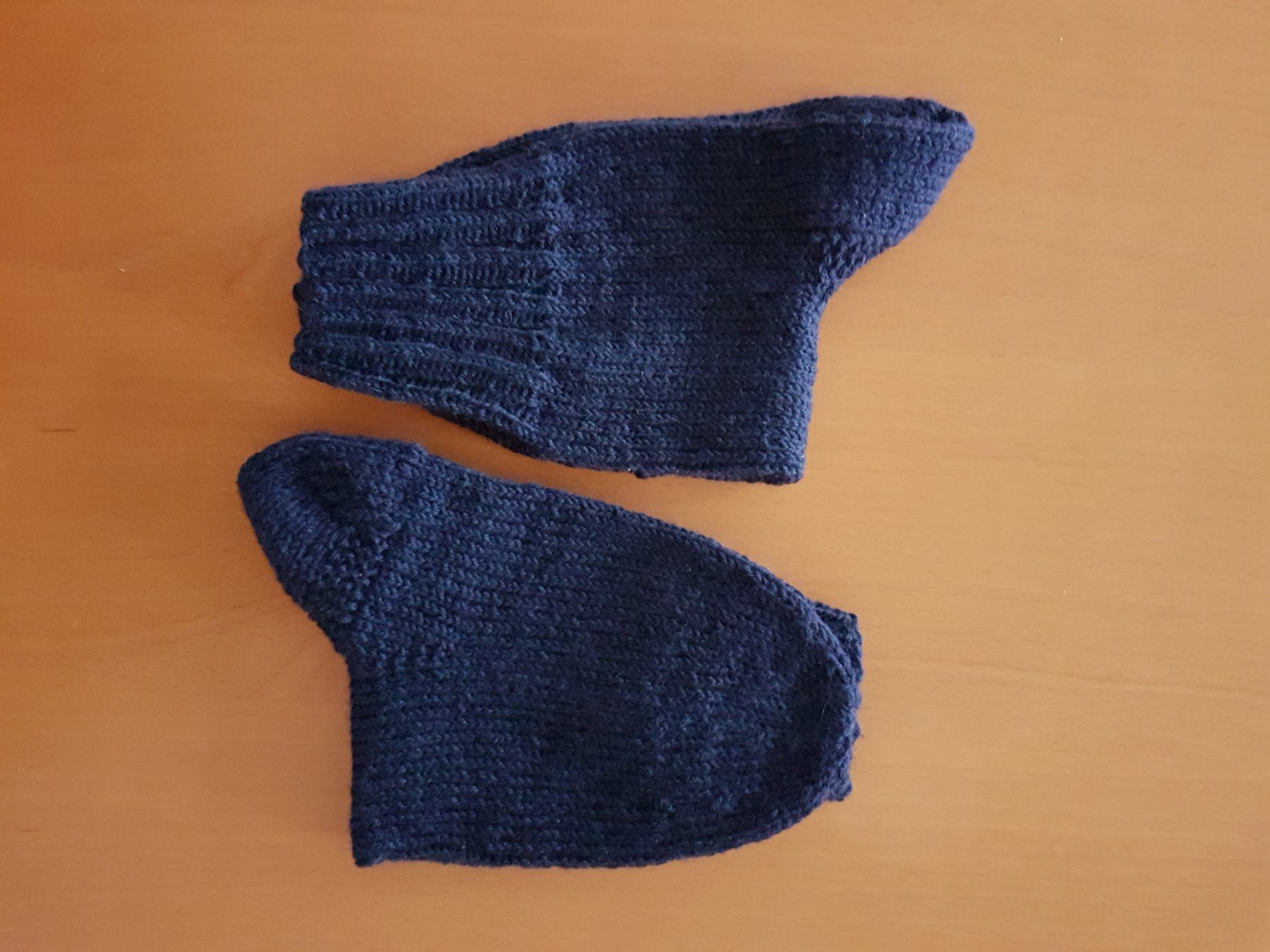Calze: handgestrickte Socken Gr. 37 – Nuovo (secondo la descrizione) da Ursenbach venduto da gruenblau 2
