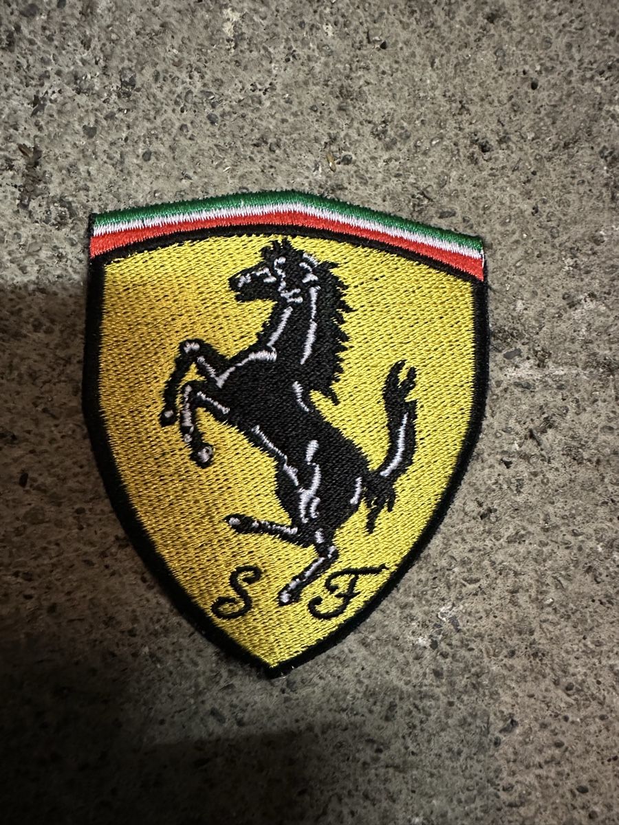 Ferrari Insignes: Ferrari patch aufnäher – Neuf (Voir description) à Reinach AG par rares75