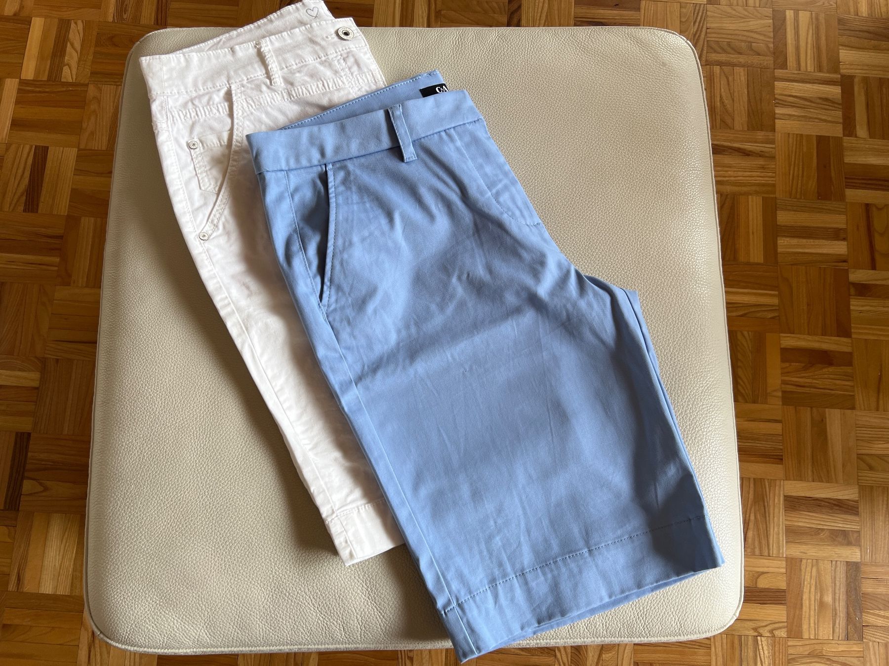 C&A Pantaloni: 2  Bermuda Shorts - Damen Gr. 40 – Usato da Chur venduto da van_hnc6 8