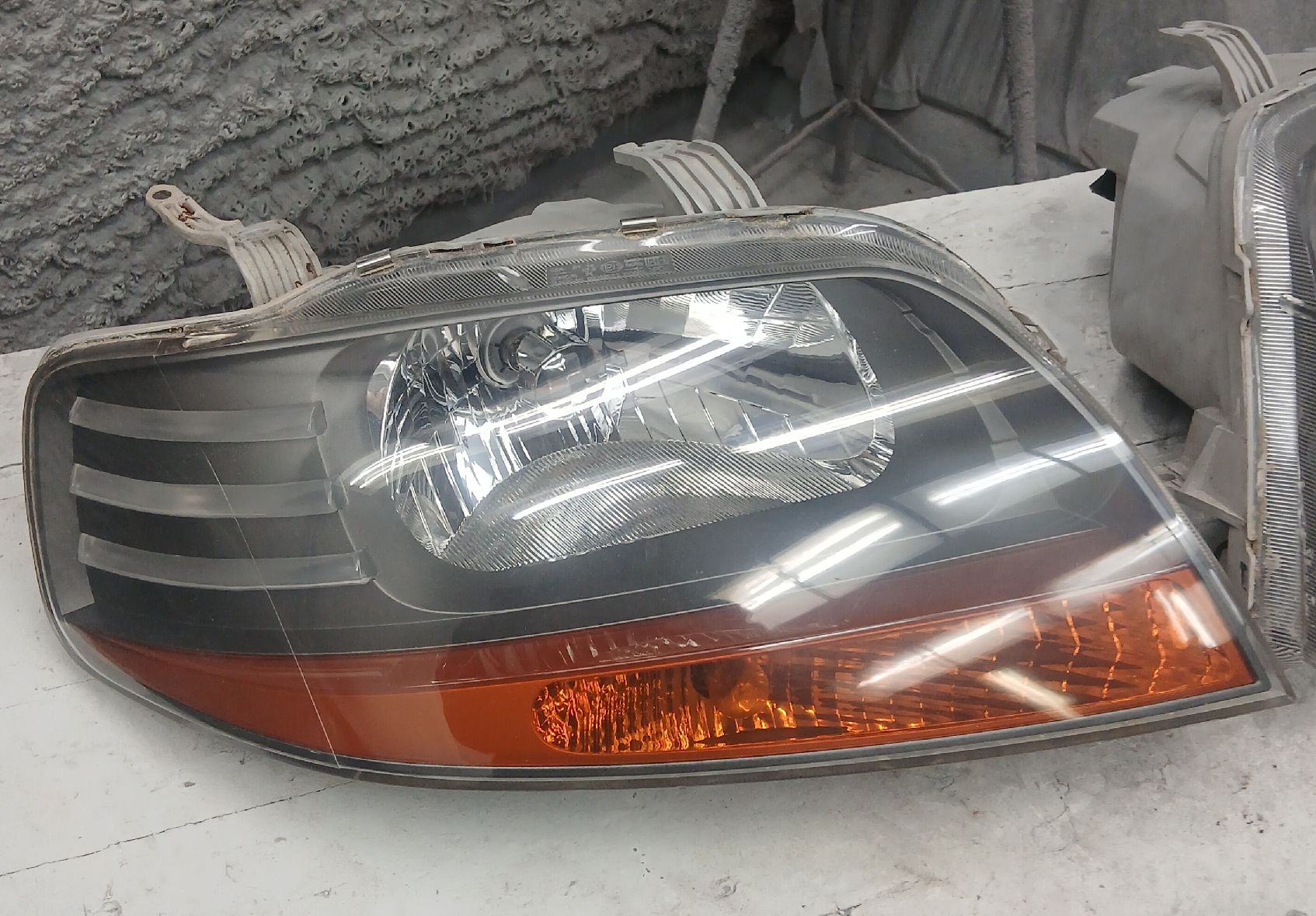 Chevrolet Fari: Phares Chevrolet Kalos – Usato da la heutte venduto da Auto-stock 2