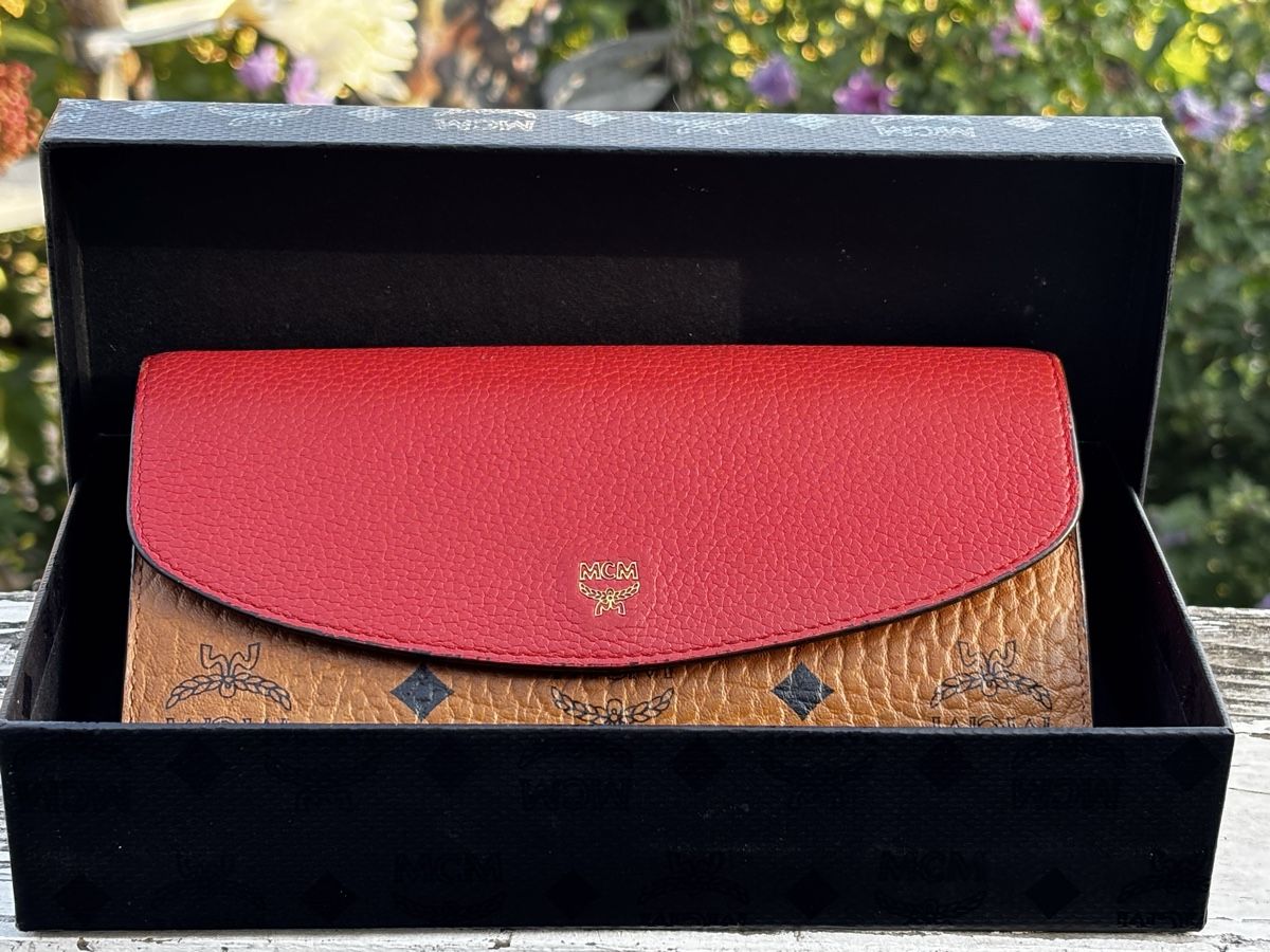 Mcm Portamonete: MCM Portemonnaie  – Usato da Walterswil SO venduto da Sunshineyupi