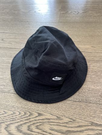 Coole Nike Fischerhut/ Bucket hat M/L Schwarz