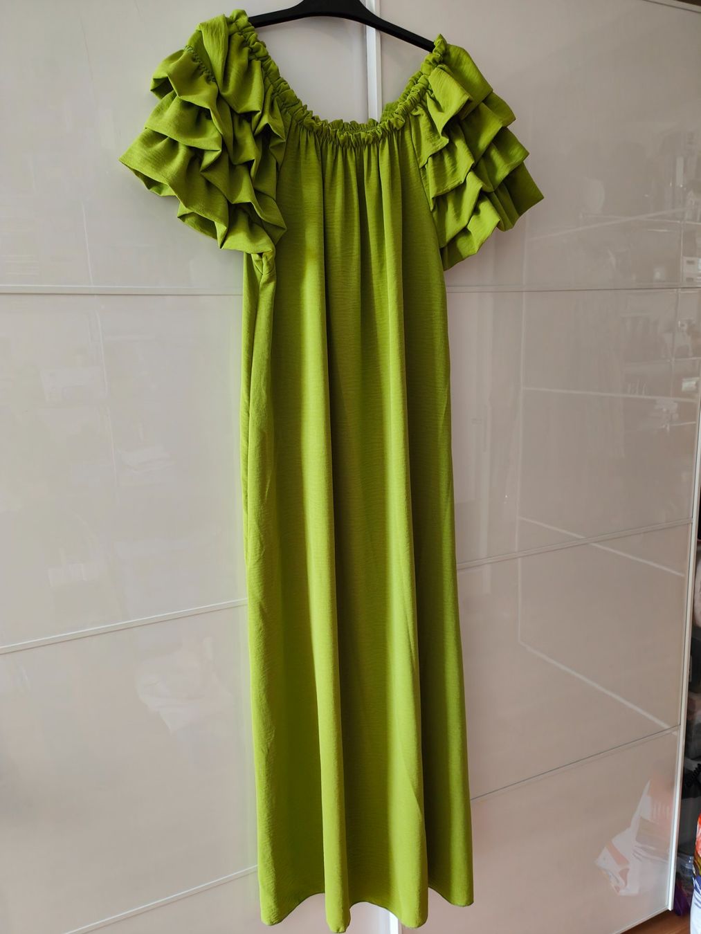 Vestiti: Maxikleid lindengrün, Carmenausschnitt Grösse 42 – Usato da Thun venduto da flower0211